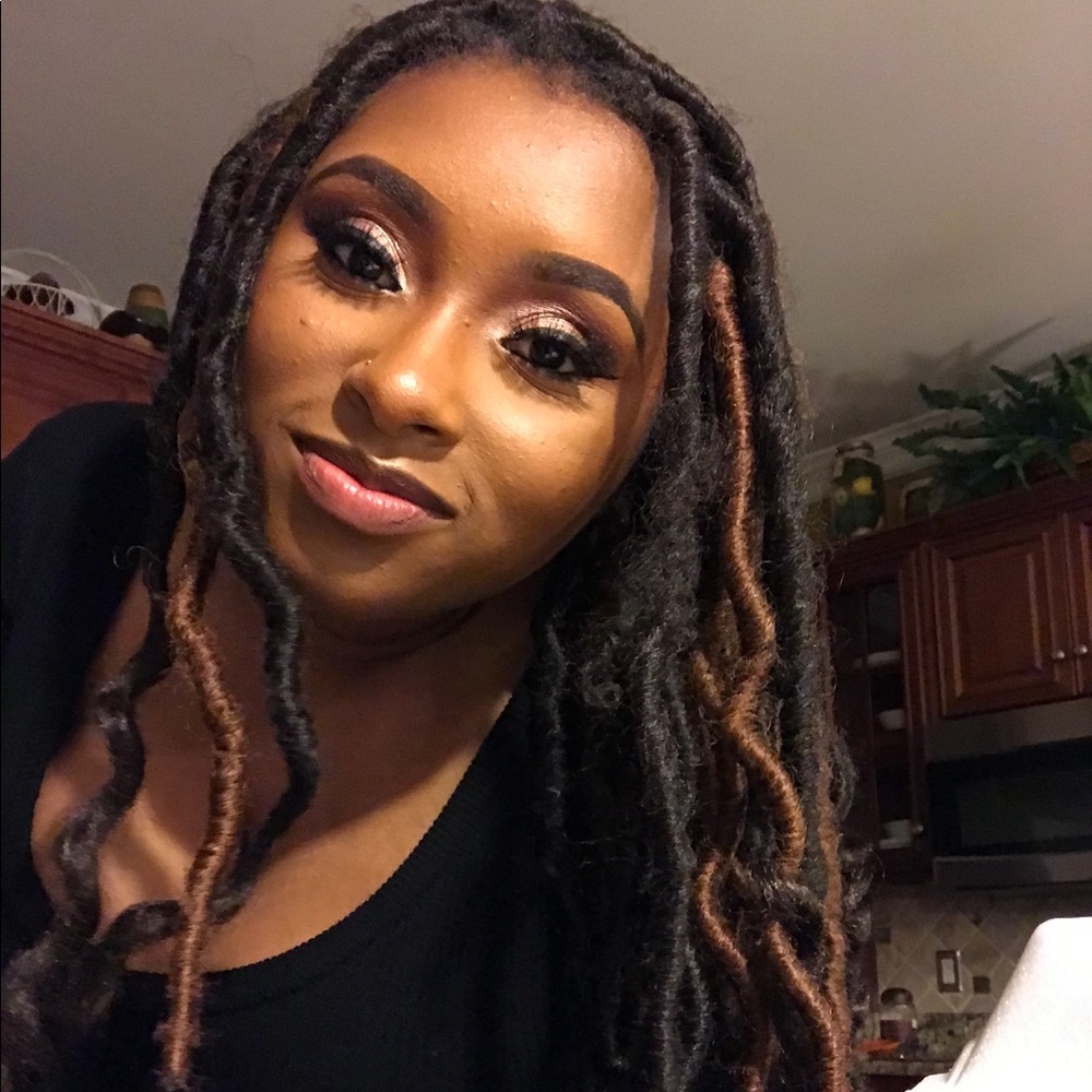 Meet your Posher, Jayla